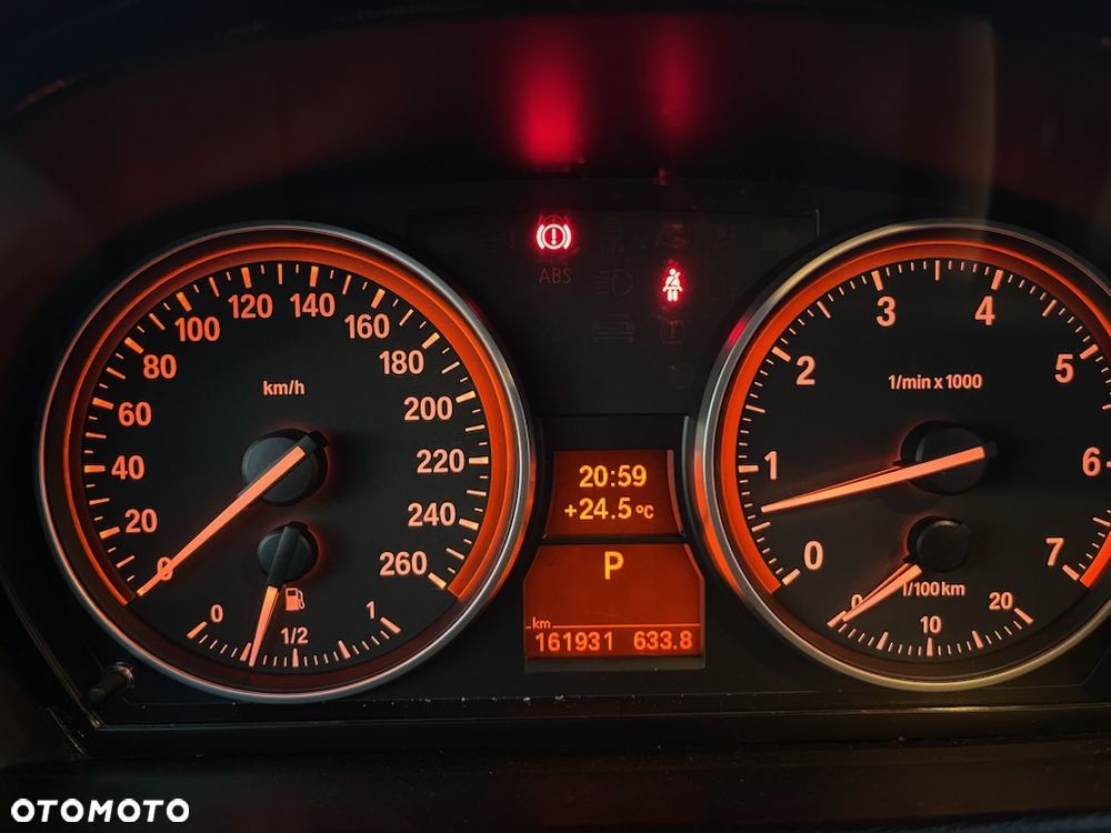 BMW X1 xDrive20i Sport Line - 14