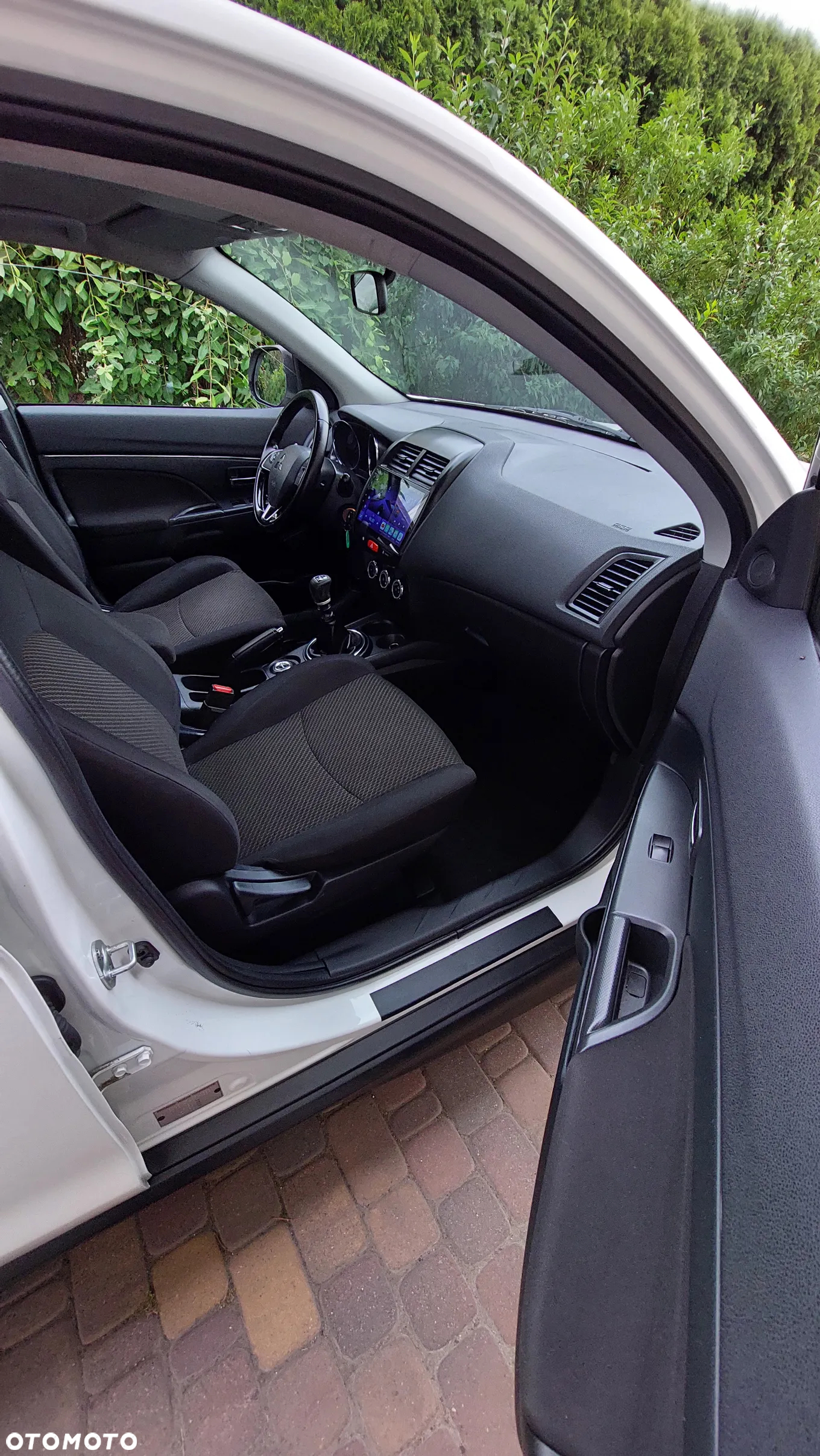 Mitsubishi ASX 1.6 DI-D 4WD Plus - 15
