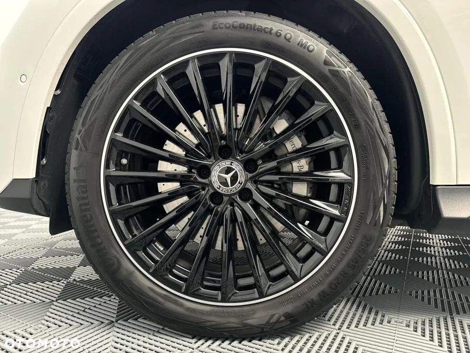 Mercedes-Benz GLC - 9