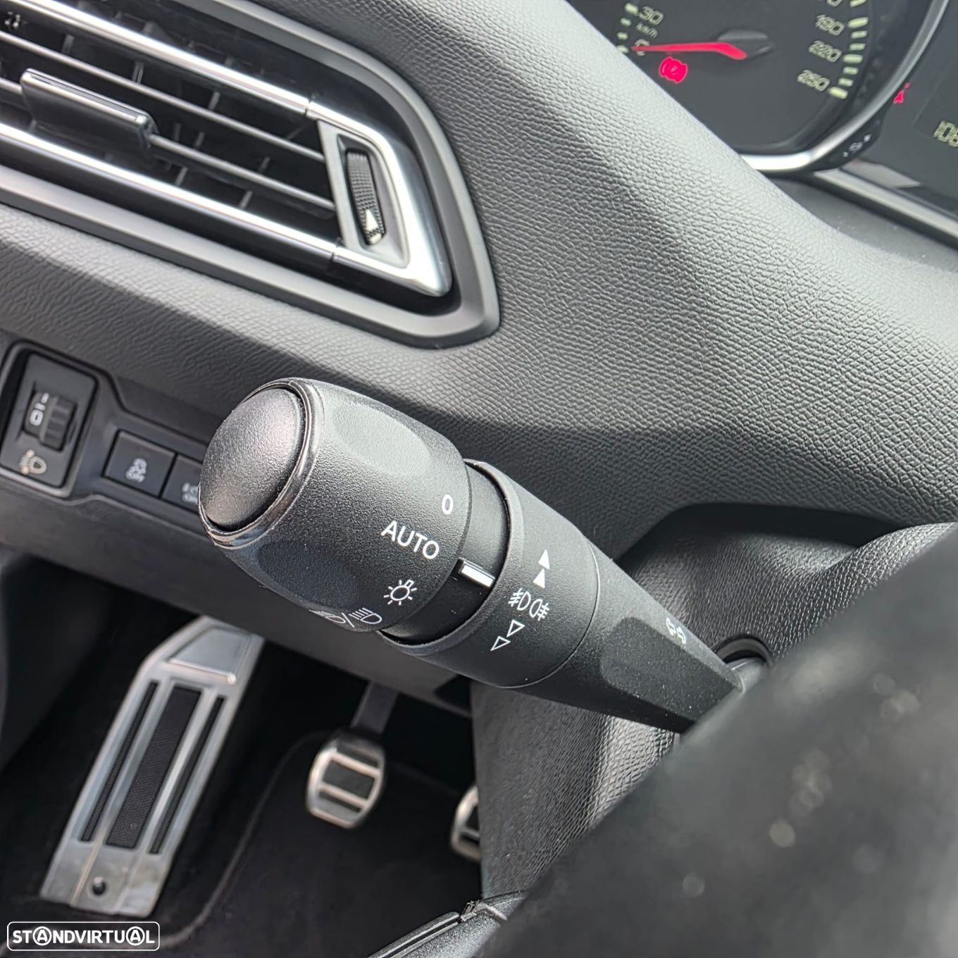 Peugeot 308 SW 1.6 BlueHDi Style J17 - 22