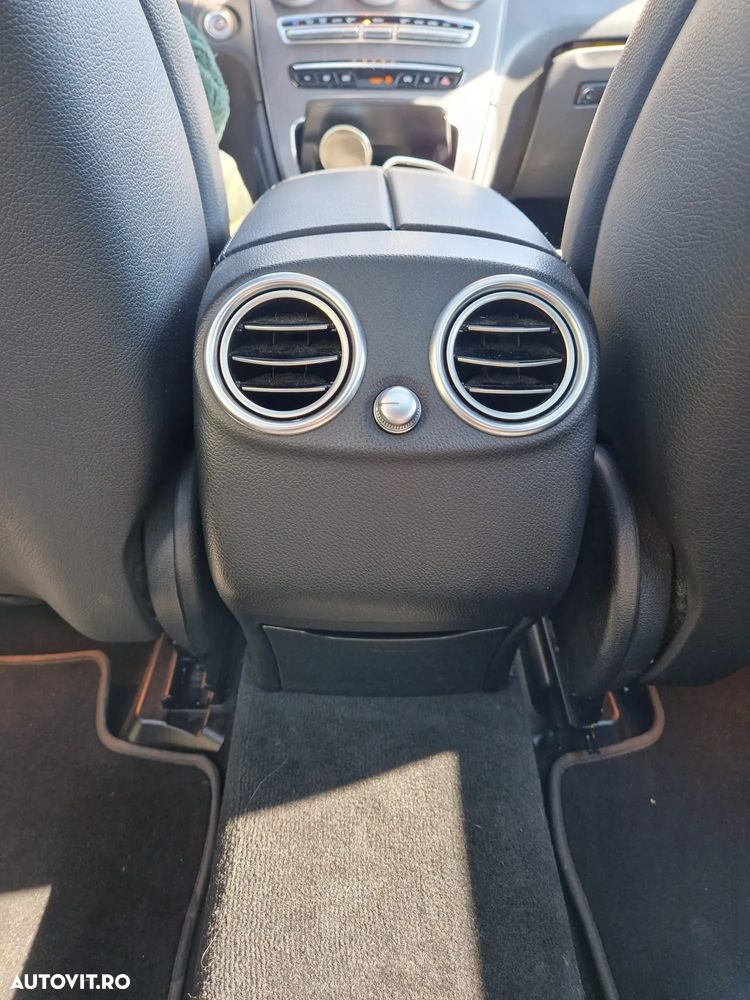 Mercedes-Benz GLC 200 4MATIC - 11