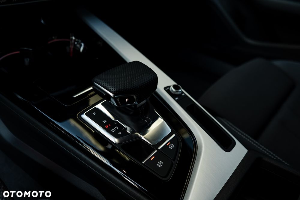 Audi A4 Limousine 40 TFSI mHEV Quattro S Line S tronic - 8