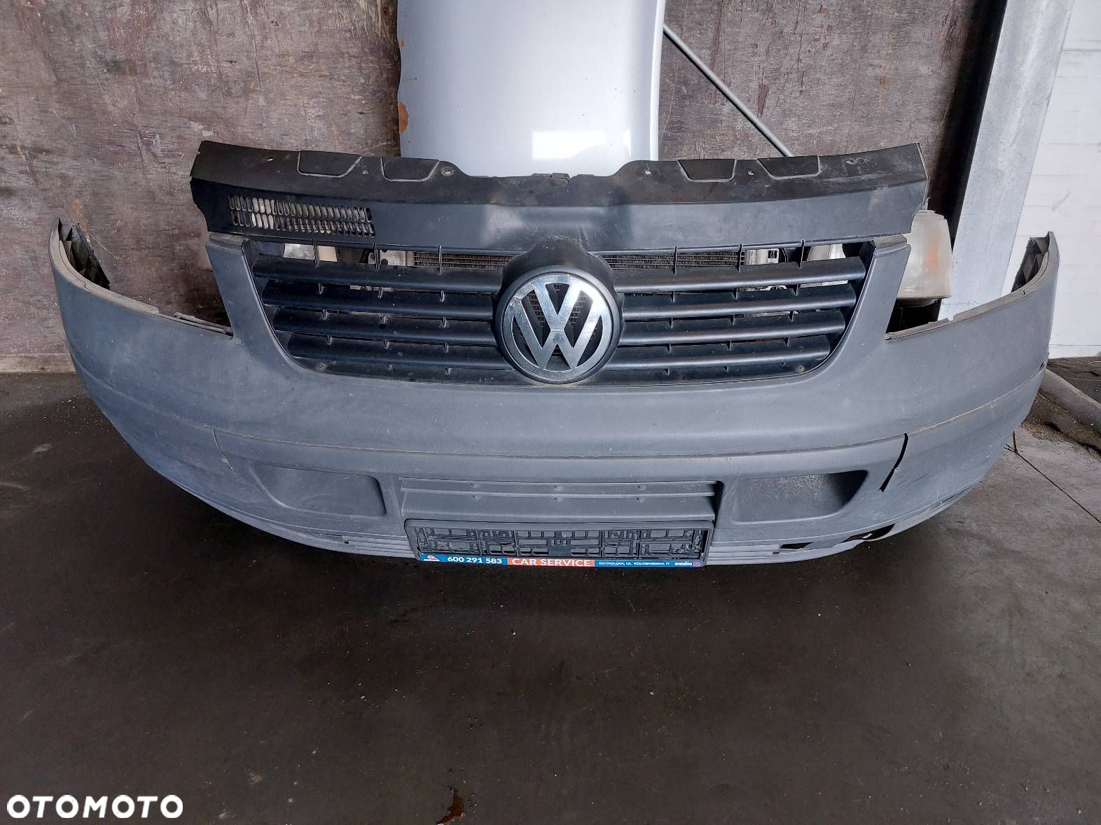 KOMPLETNY PRZÓD MASKA ZDERZAK BŁOTNIKI LAMPY PAS TRANSPORTER T5 LA7W - 11