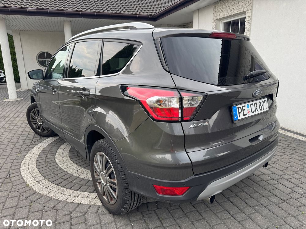 Ford Kuga 1.5 EcoBoost 2x4 Trend - 4