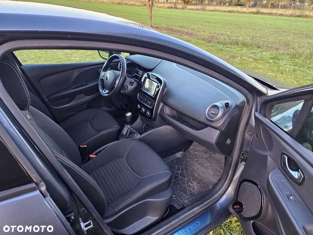 Renault Clio - 7