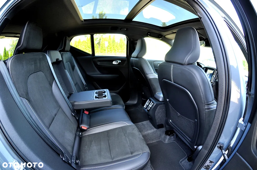 Volvo XC 40 D3 R-Design - 28