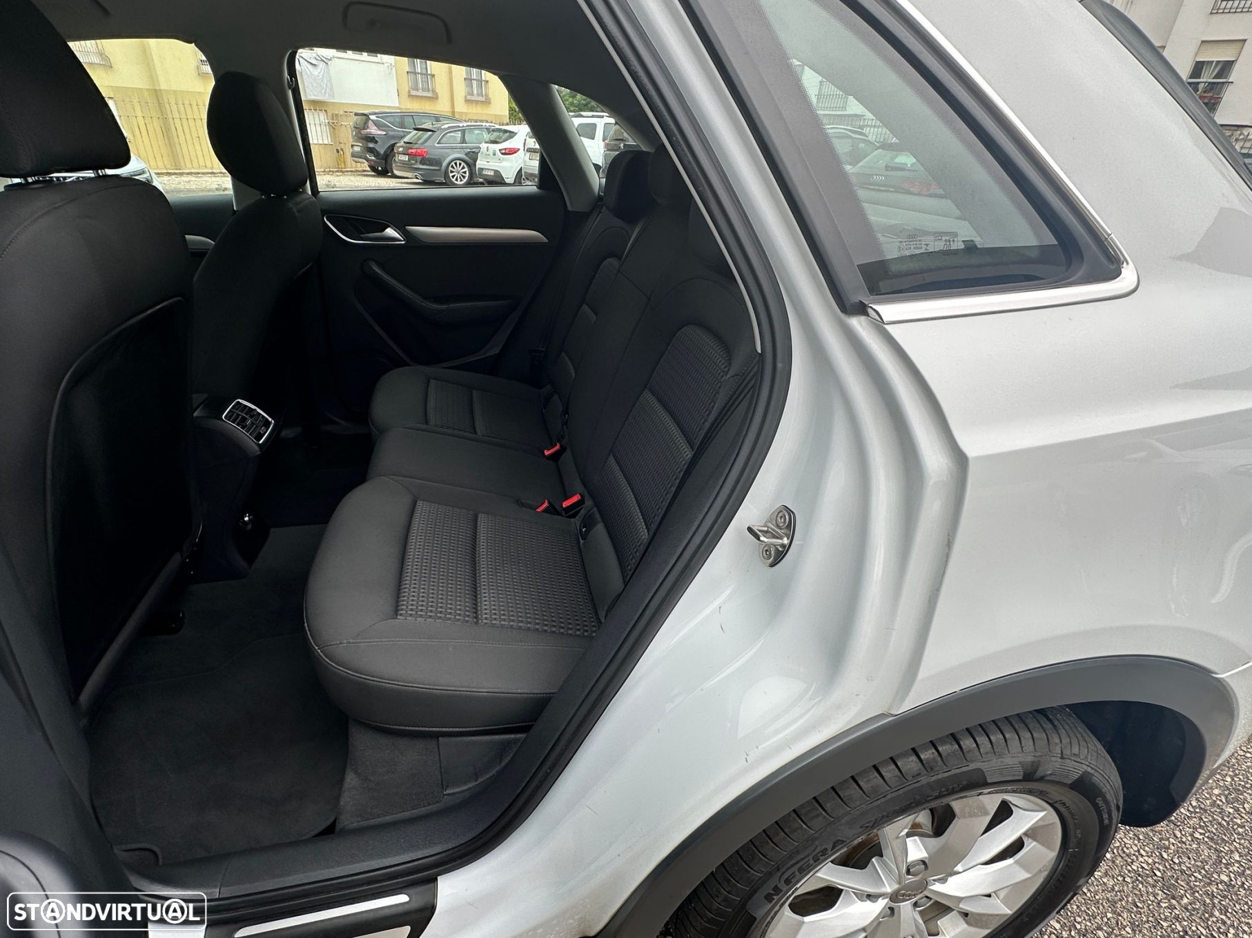 Audi Q3 2.0 TDI S tronic - 11