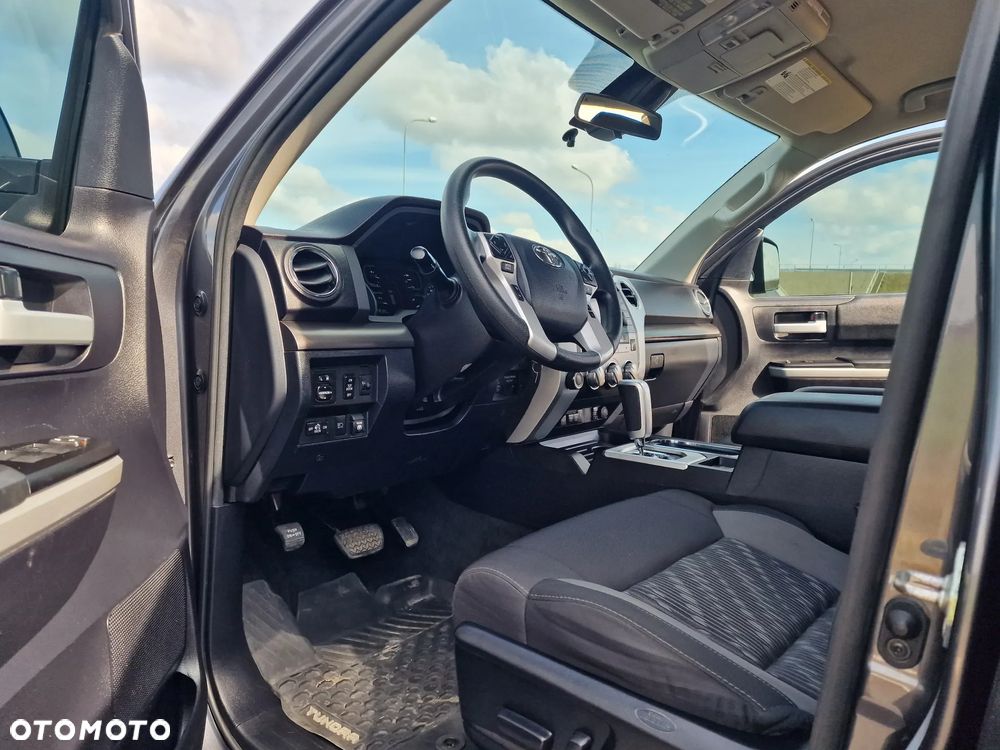 Toyota Tundra - 21
