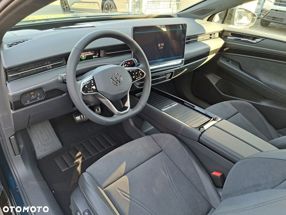 Volkswagen ID.7 77kWh Pro - 9