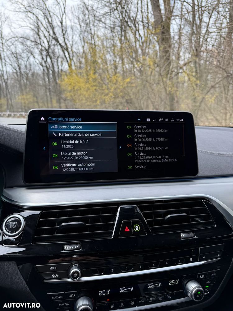 BMW Seria 5 530e xDrive Aut. Luxury Line - 11