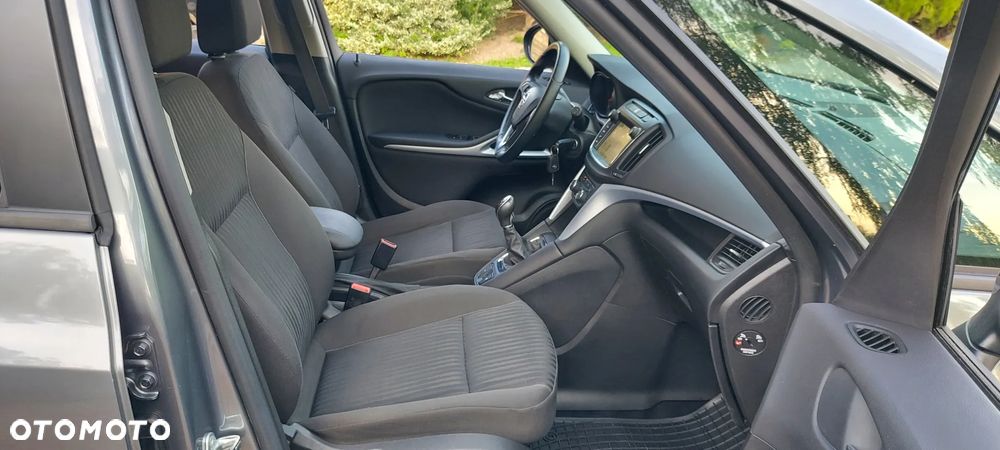 Opel Zafira 1.4 Turbo Business Innovation - 38