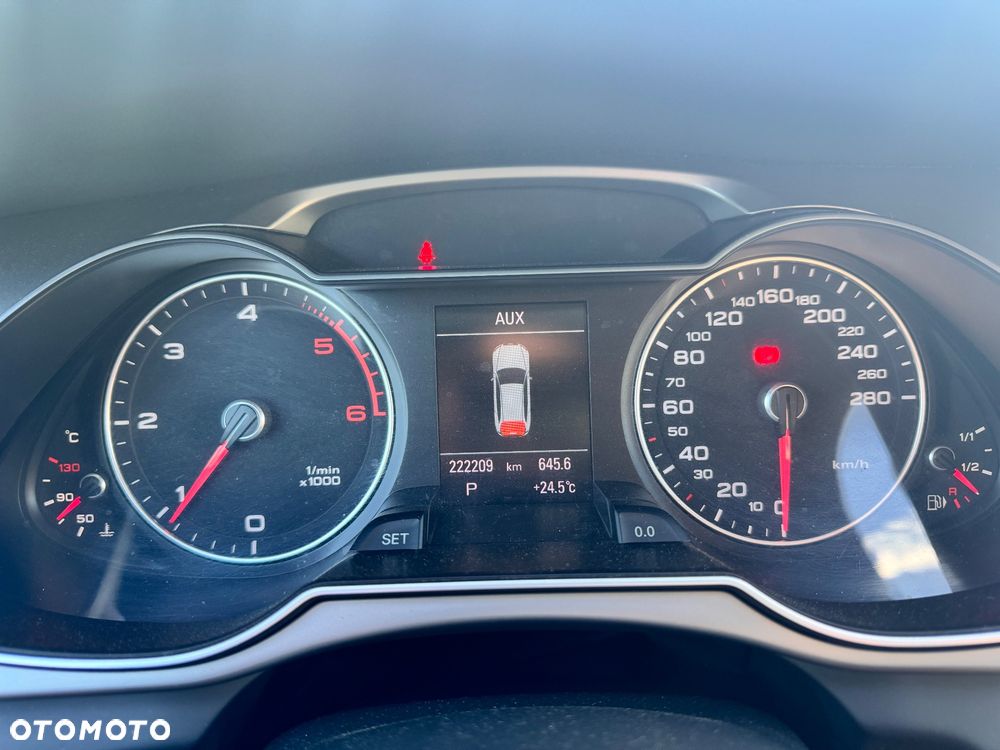 Audi A4 Avant 2.0 TDI DPF quattro S tronic S line Sportpaket - 22