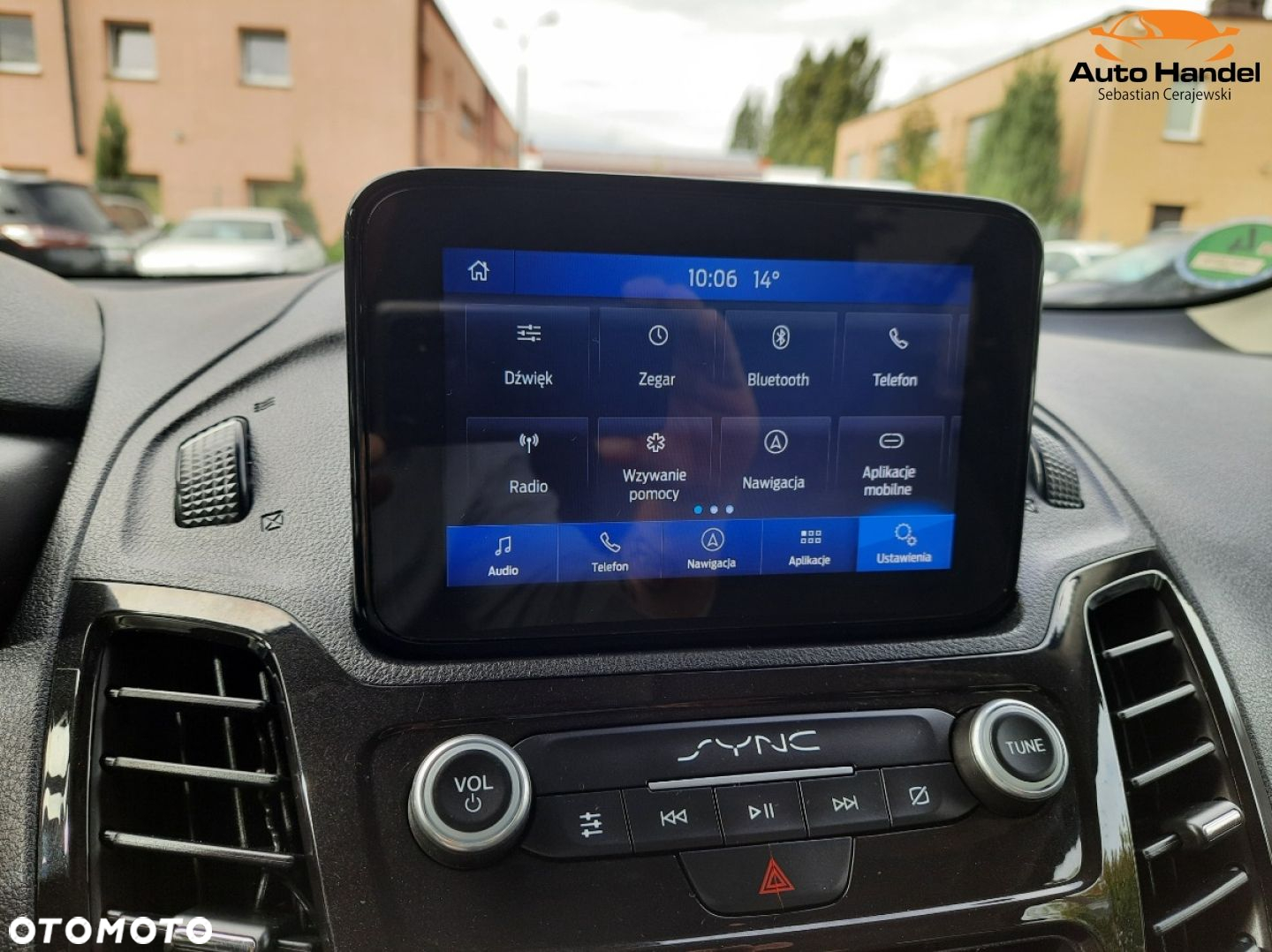 Ford Tourneo Connect Grand - 21