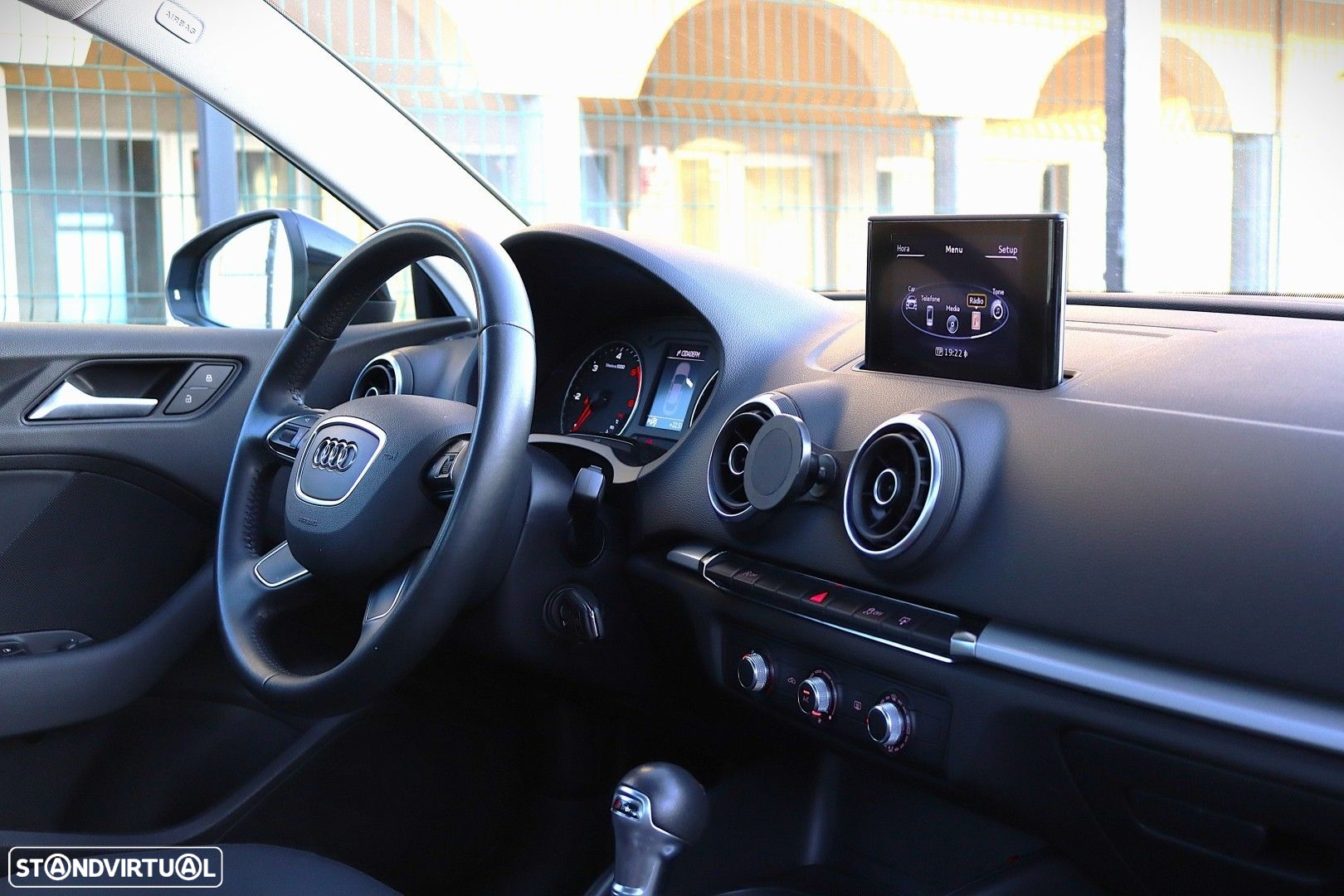 Audi A3 Limousine 1.6 TDI Advance S tronic - 23