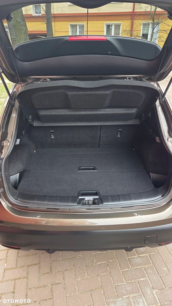 Nissan Qashqai 1.2 DIG-T N-Connecta EU6 - 12