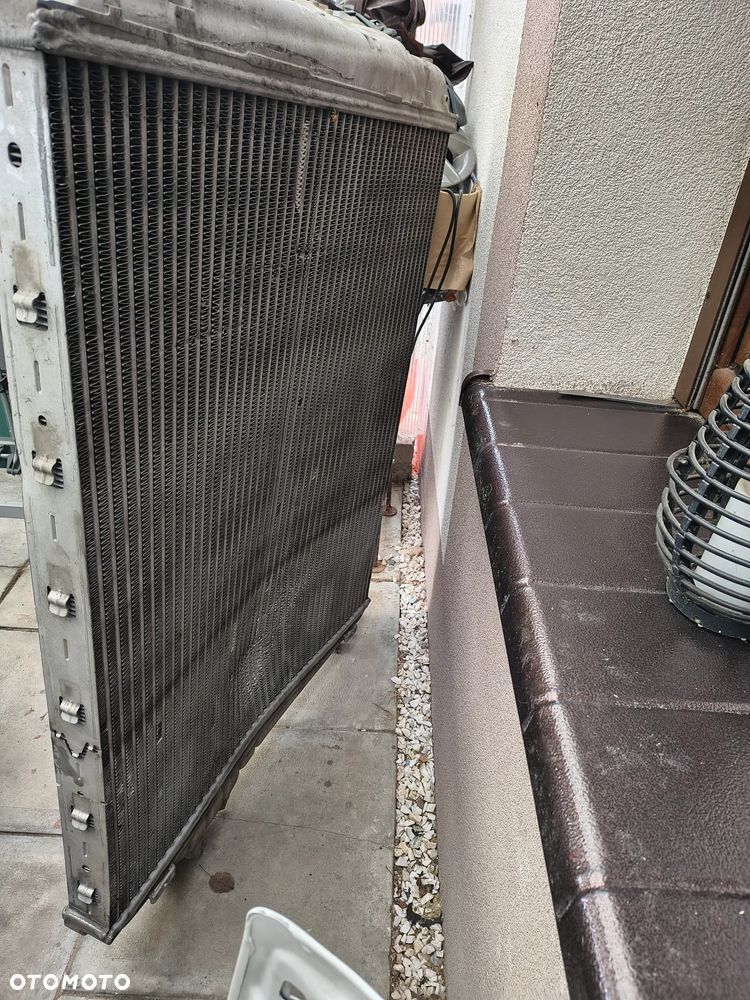 Chłodnica wody+ intercooler atrapa Volvo FH 500 - 5