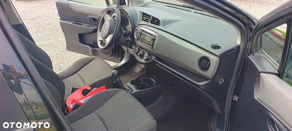 Toyota Yaris 1.0 VVT-i - 19