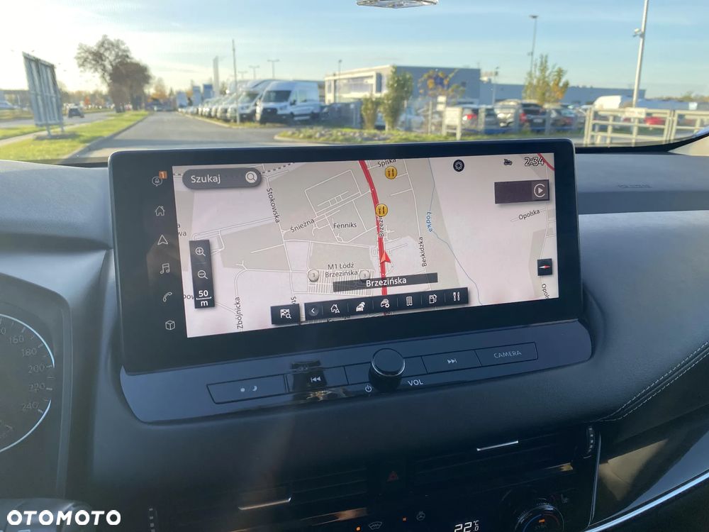 Nissan Qashqai 1.3 DIG-T N-Connecta DCT - 19