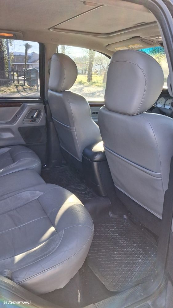 Jeep Grand Cherokee 2.7 CRD Overland - 18