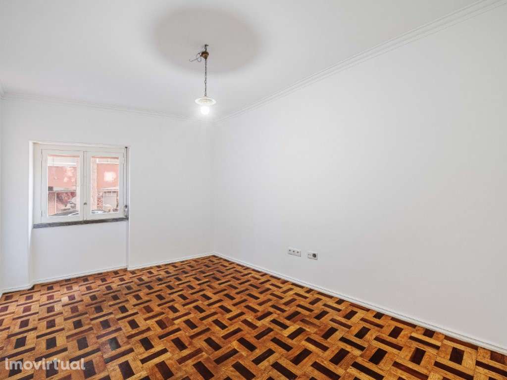 T2+1 Venteira Amadora (Á Segurança Social) - Grande imagem: 3/27