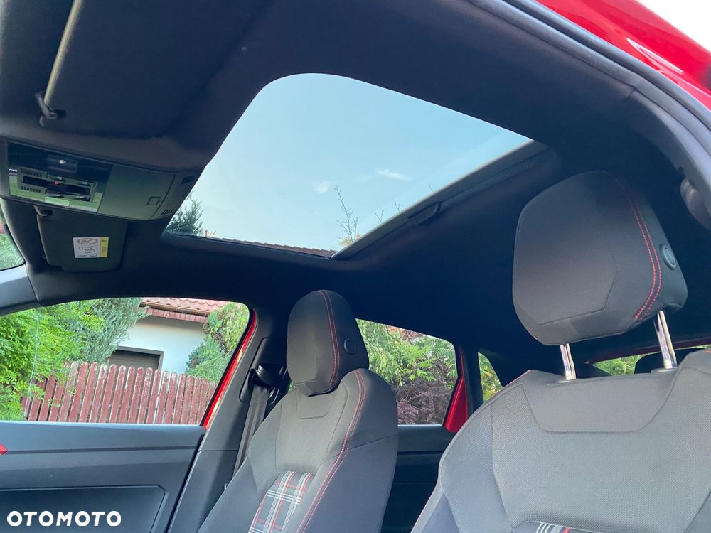 Volkswagen Polo 2.0 TSI GTI - 23