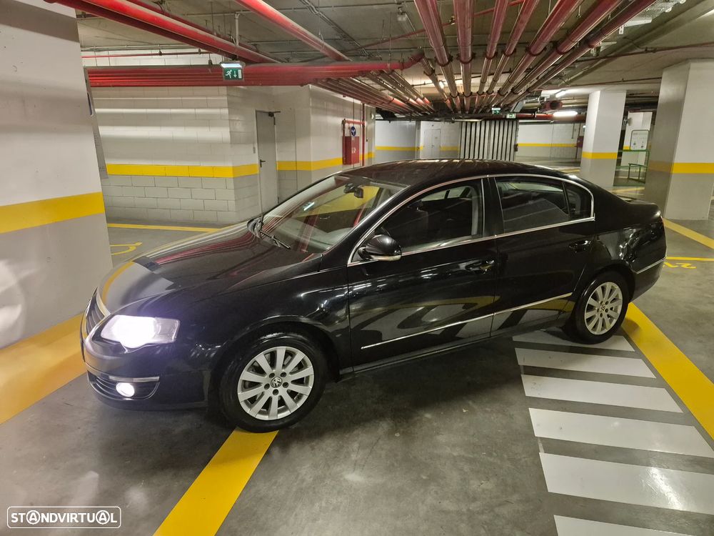 VW Passat 2.0 TDI Confortline - 3