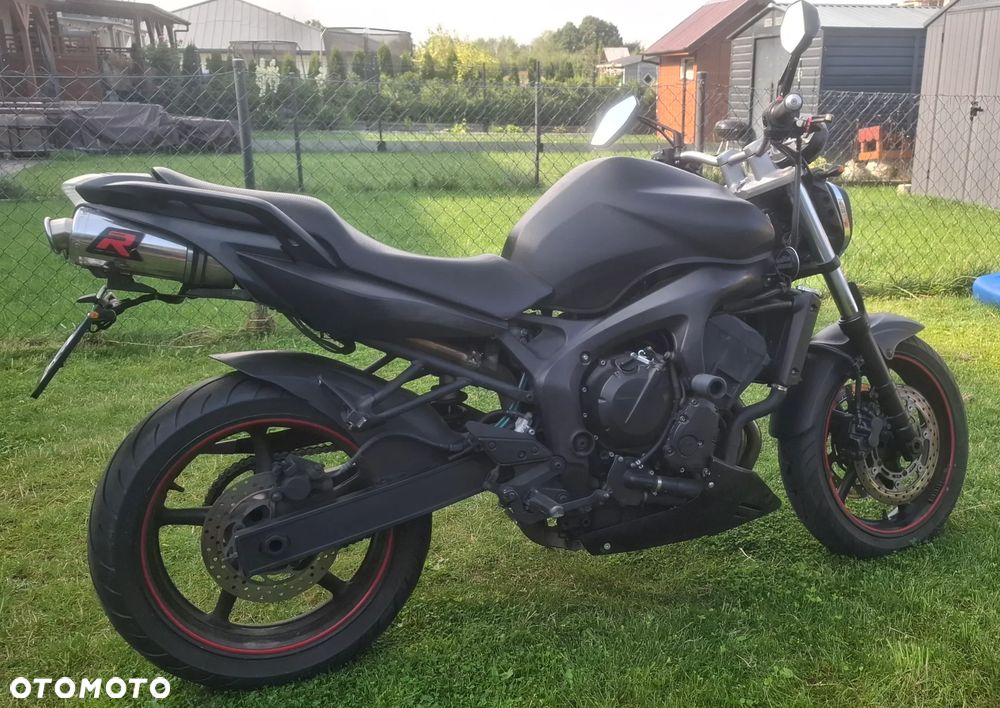 Yamaha FZ6 - 8