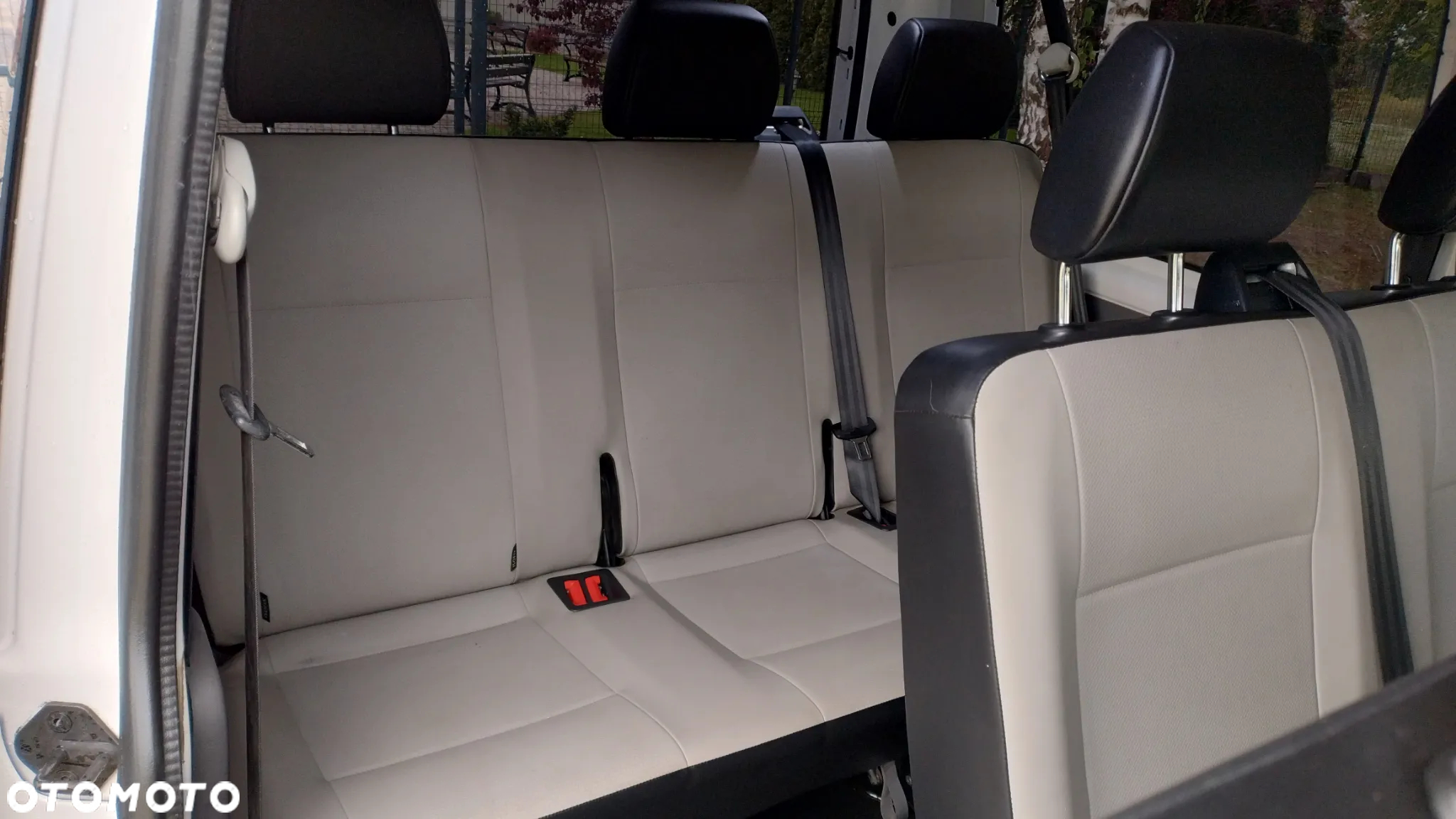 Volkswagen Transporter Caravelle DSG Kurz Trendline - 19