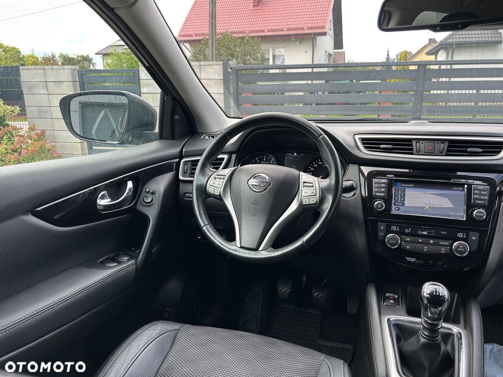 Nissan Qashqai 1.2 DIG-T N-Connecta - 30