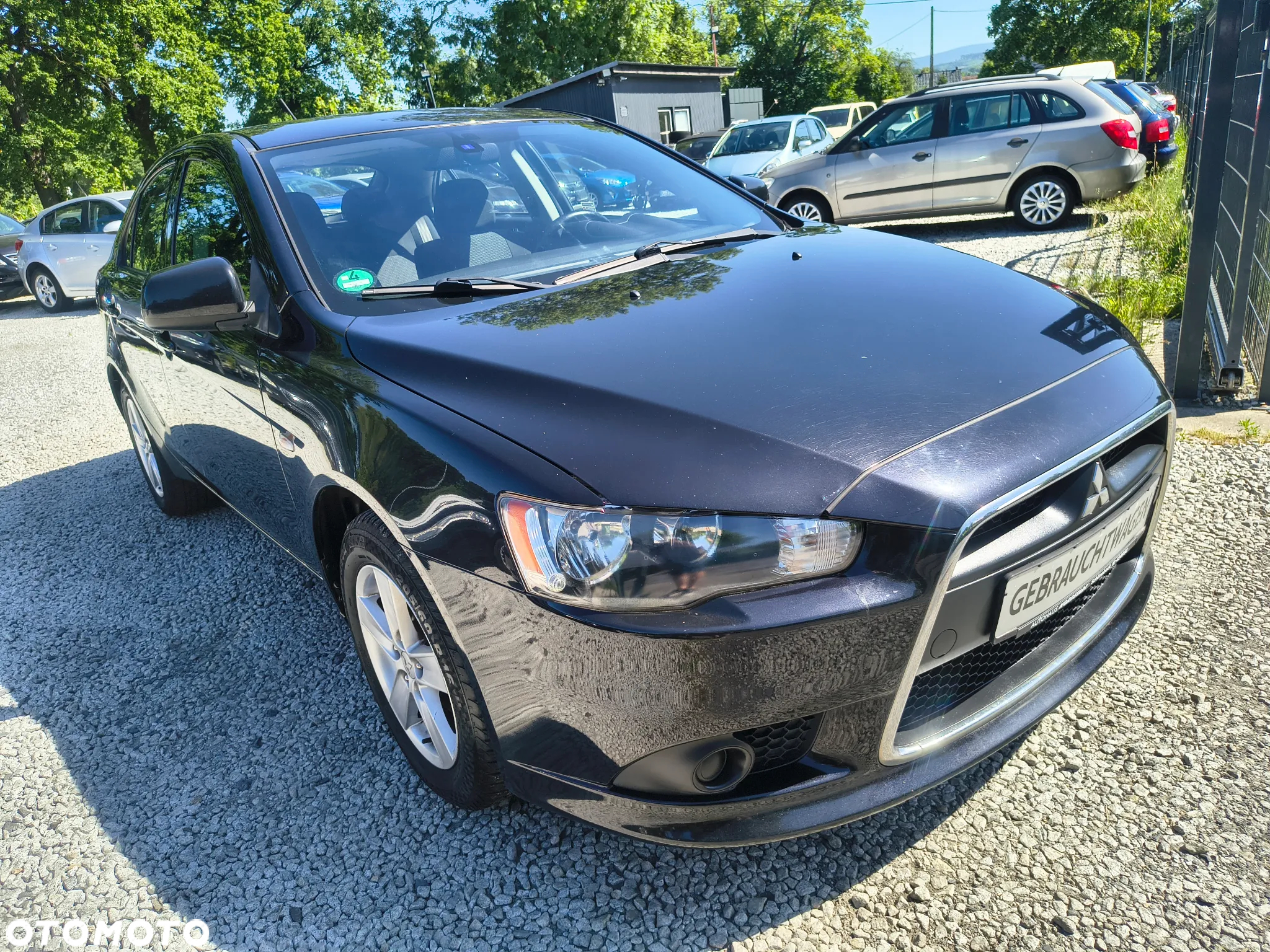 Mitsubishi Lancer 1.5 Invite - 3