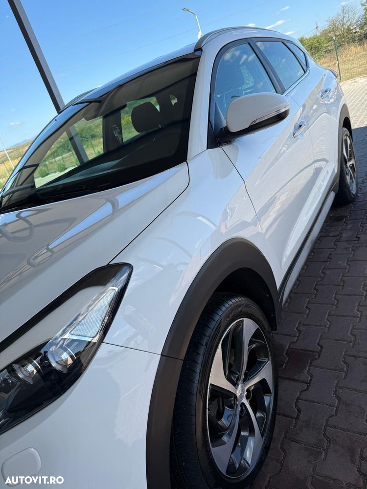 Hyundai Tucson 2.0 CRDI 4WD Passion Plus - 12