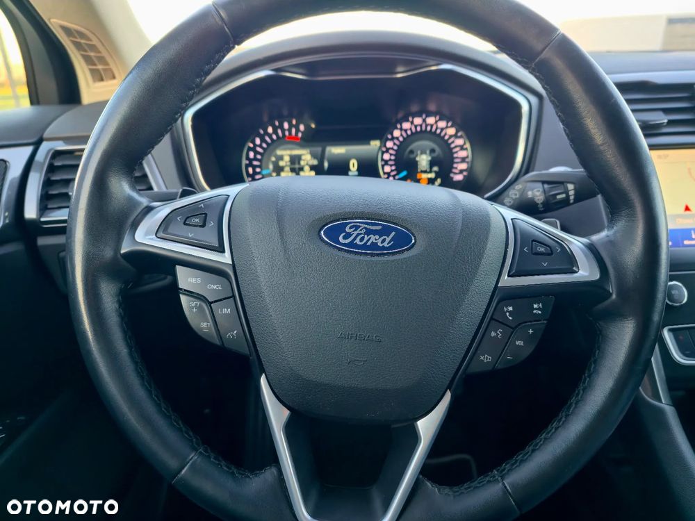 Ford Mondeo - 10