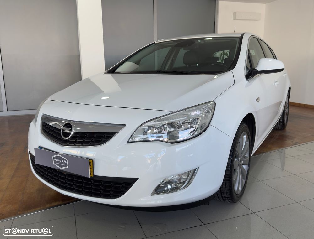 Opel Astra 1.3 CDTi Cosmo - 1