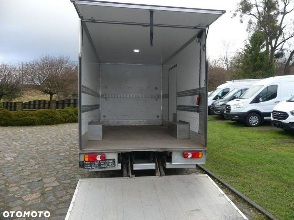 Ford Transit - 11