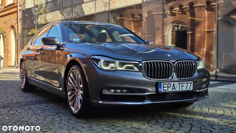 BMW Seria 7 750Li xDrive - 1