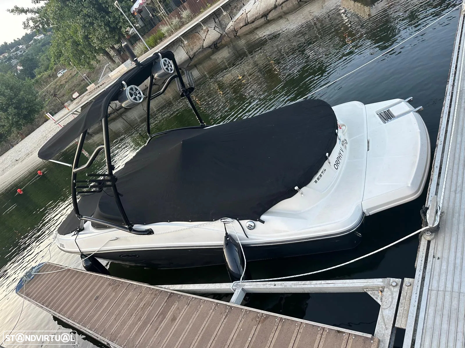 Sea Ray 185 SPORT - 13