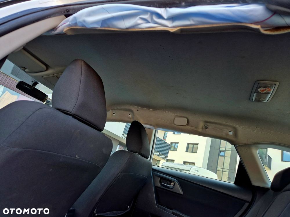 Toyota Auris - 11