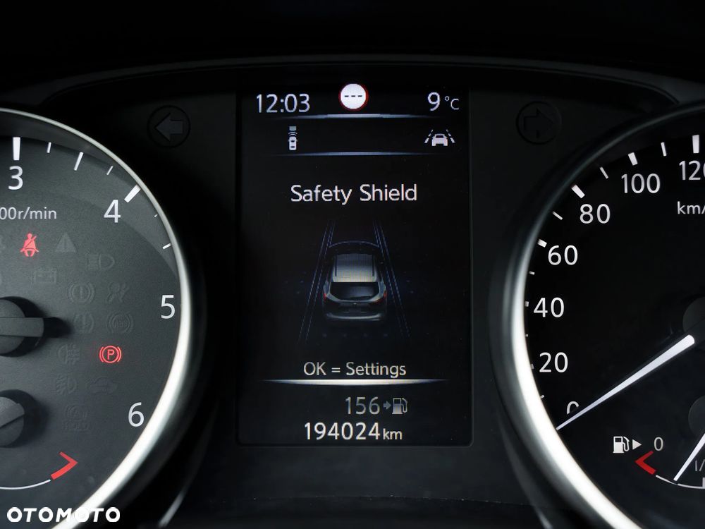 Nissan Qashqai 1.5 dCi N-Connecta - 33