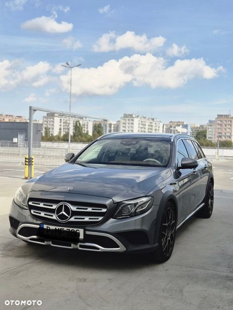 Mercedes-Benz Klasa E 400 d 4-Matic All-Terrain 9G-TRONIC - 1