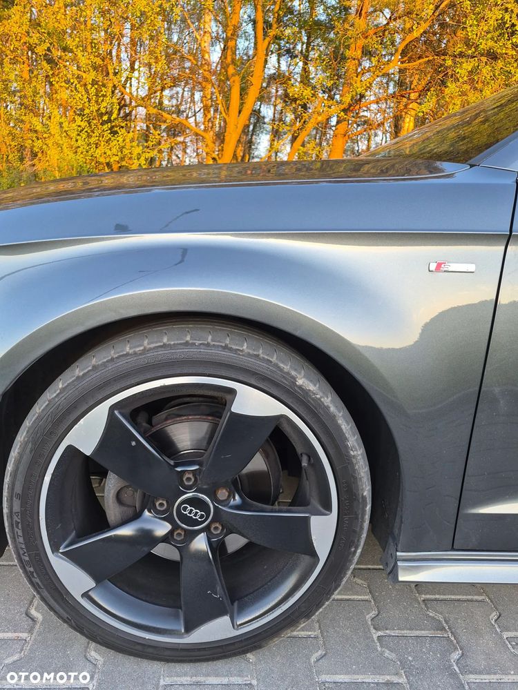 Audi A3 Sportback 2.0 TDI (clean diesel) S tronic S line Sportpaket - 11
