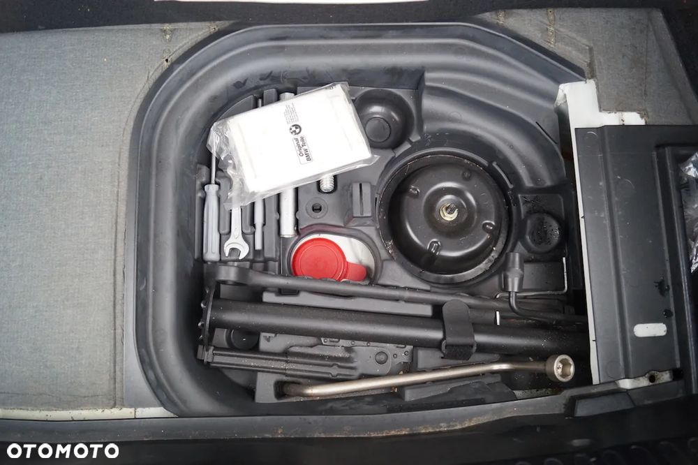 BMW Seria 3 - 35