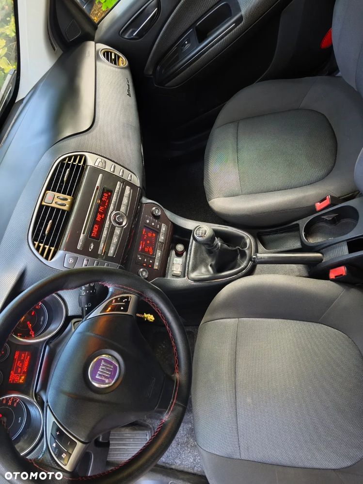 Fiat Bravo 1.9 Multijet 16V Dynamic - 12