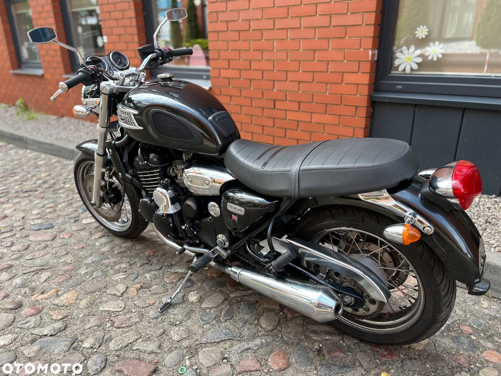 Triumph Legend TT - 6