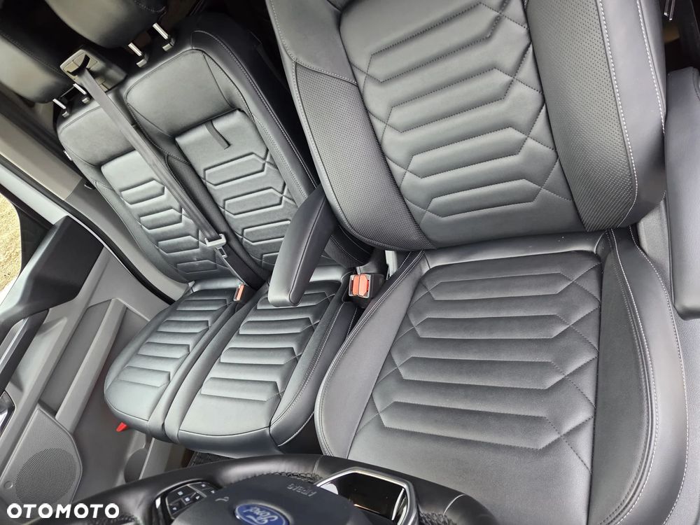Ford Tourneo Custom L2H1 VA Titanium - 26