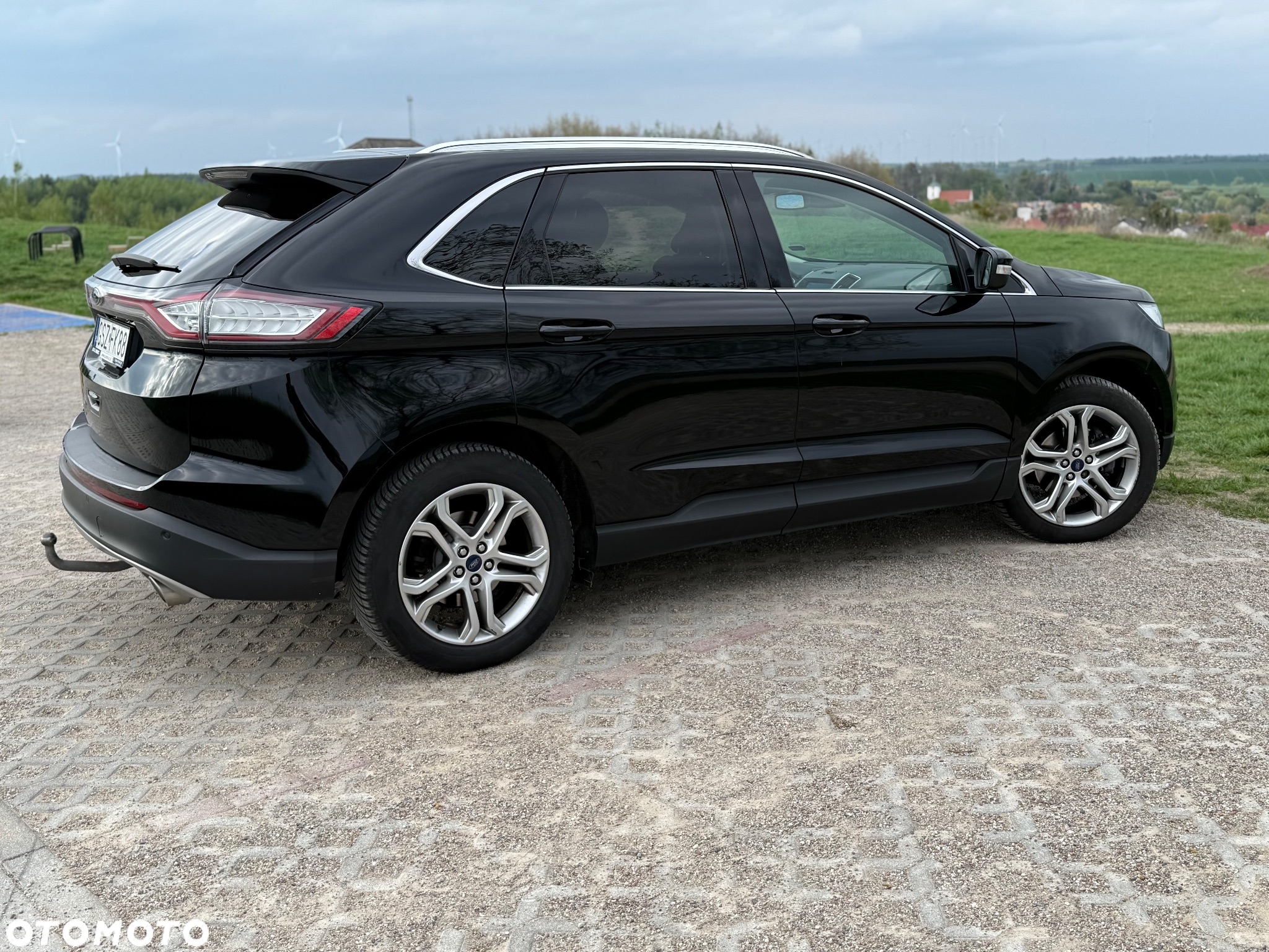 Ford Edge - 2