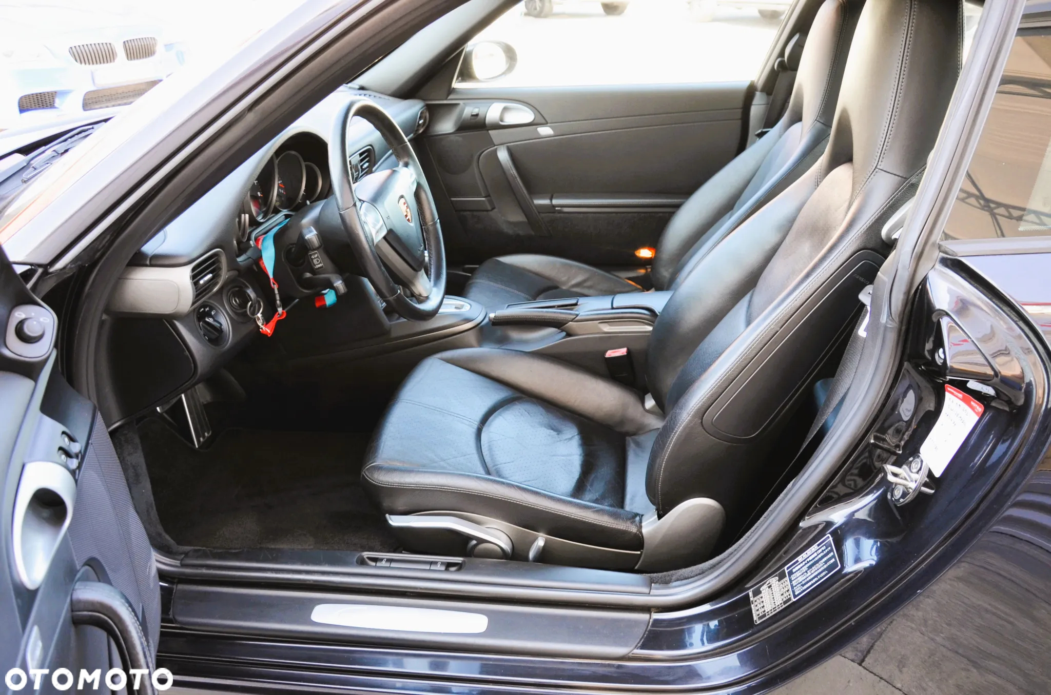 Porsche 911 Carrera Tiptronic S - 14
