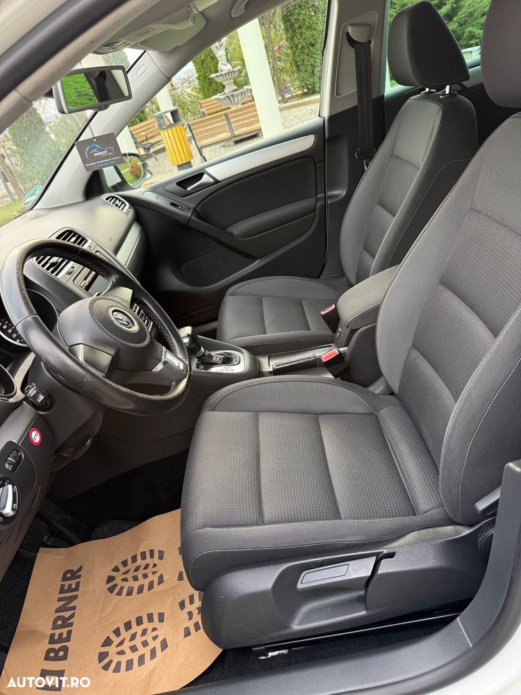 Volkswagen Golf 1.4 TSI Comfortline DSG - 12