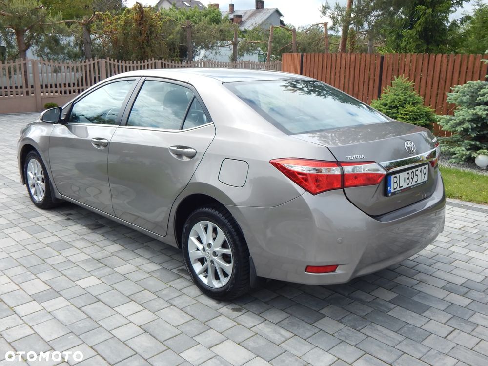 Toyota Corolla 1.6 Prestige MS - 4