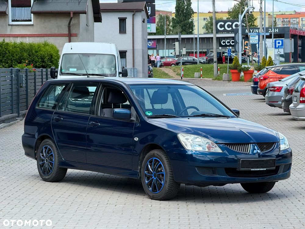Mitsubishi Lancer 1.6 Intense - 1
