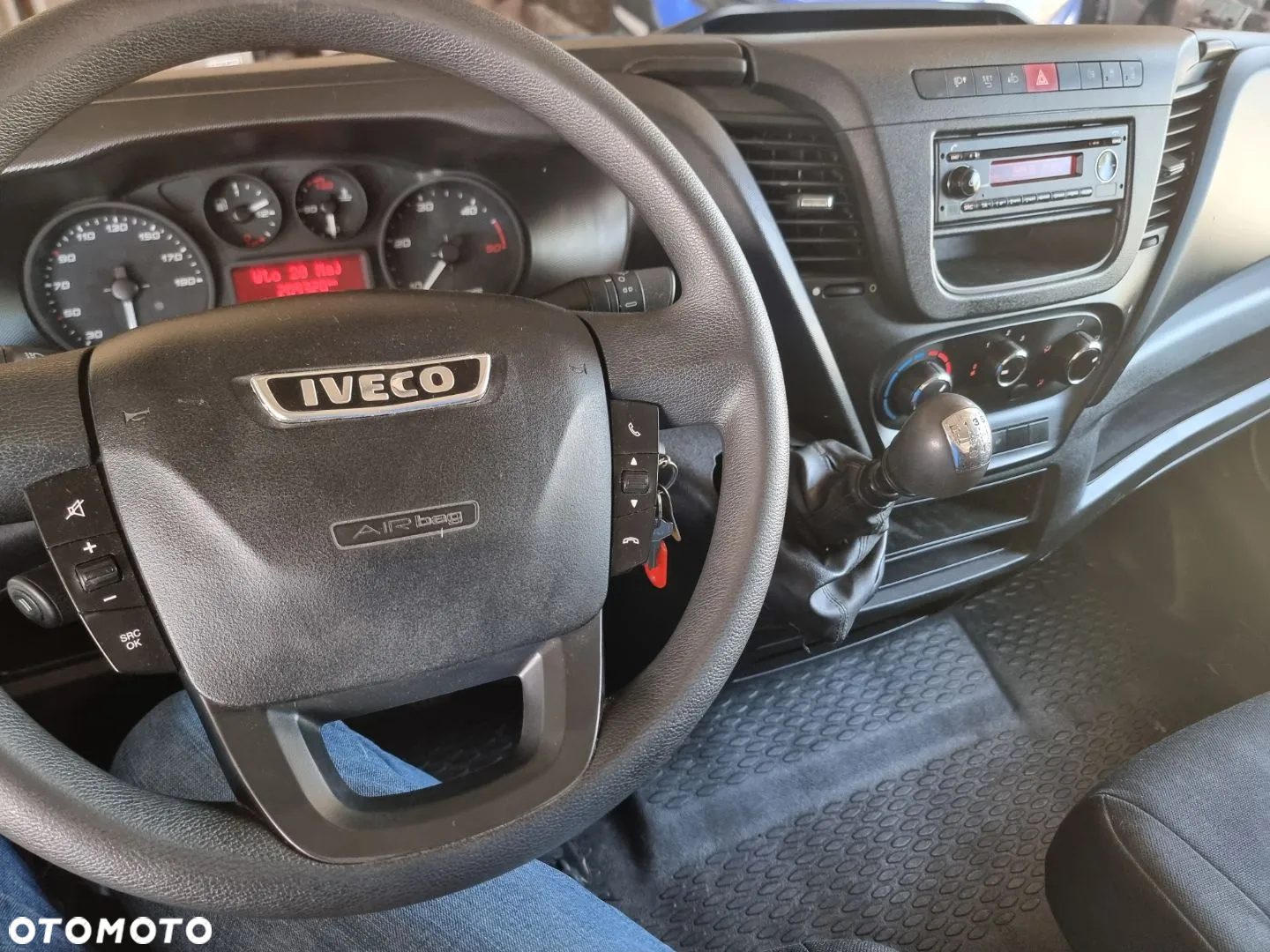 Iveco 35c14 - 12